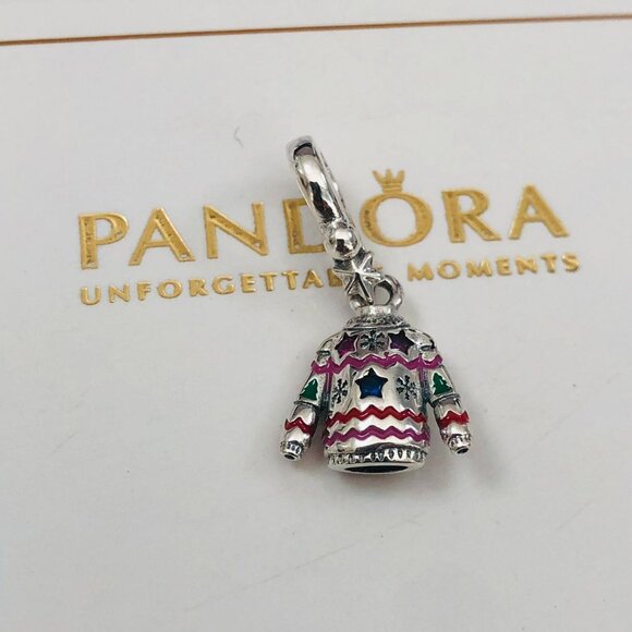 Pandora Christmas Sweater Dangle Charm - Picture 1 of 4